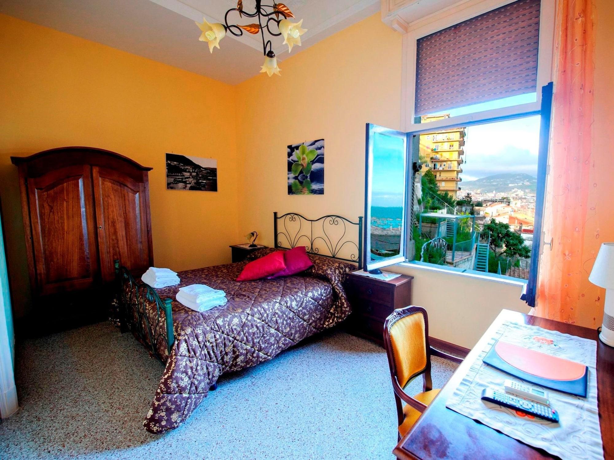 Barone Bed And Breakfast ซาแลร์โน ภายนอก รูปภาพ