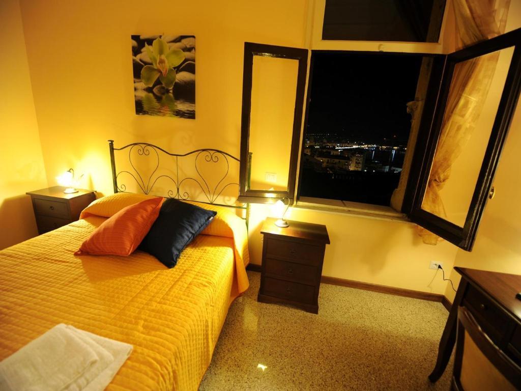 Barone Bed And Breakfast ซาแลร์โน ห้อง รูปภาพ