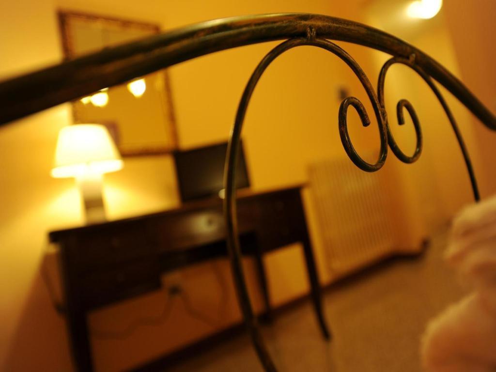 Barone Bed And Breakfast ซาแลร์โน ห้อง รูปภาพ